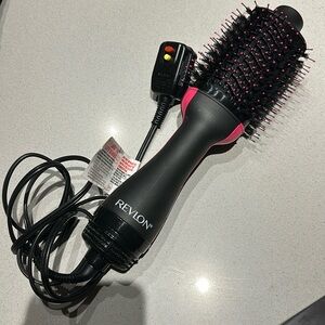 Revlon One Step Hair Dryer and Volumizing Hot Air Brush